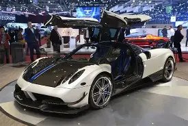 信丰西牛镇,中医夜市,跨界融合,米兰体育官网,MILAN,Sports,足球直播,篮球赛事,体育高清,NBA直播